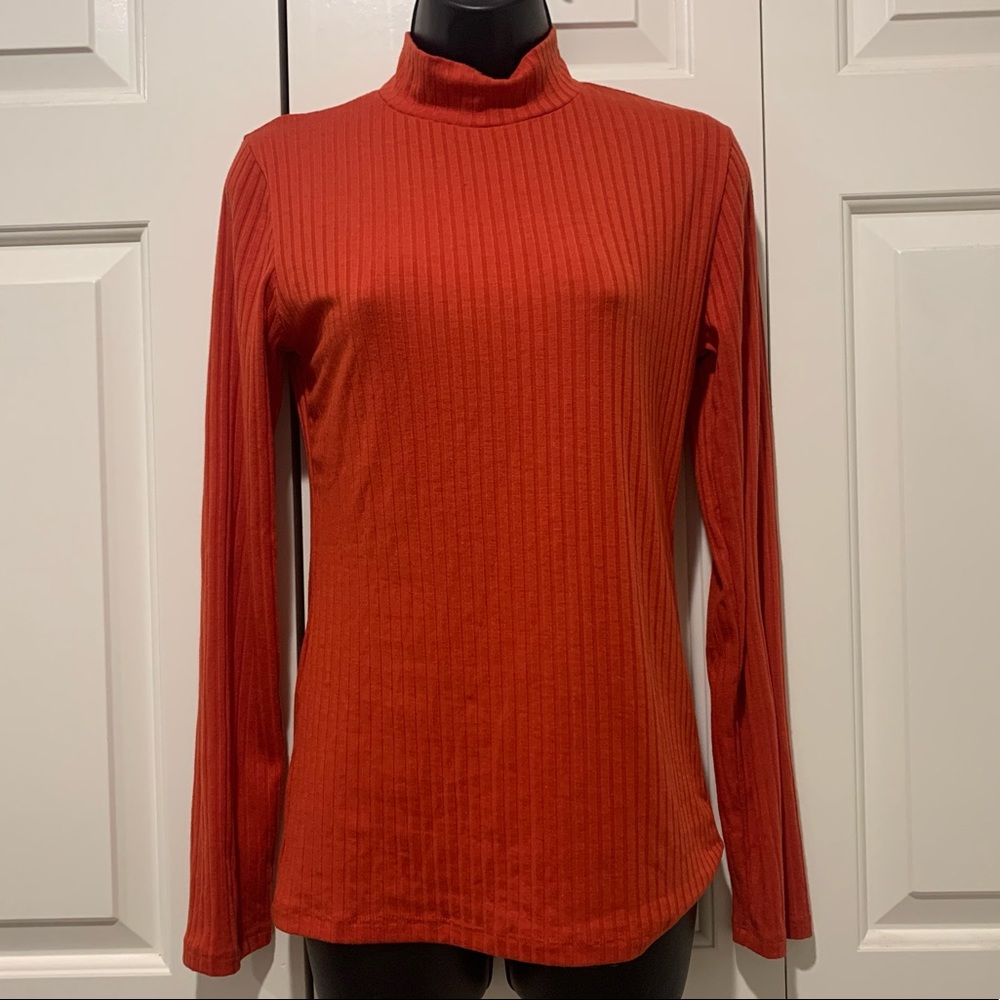 ⭐️ bundle sale ⭐️
 red long sleeve top size L